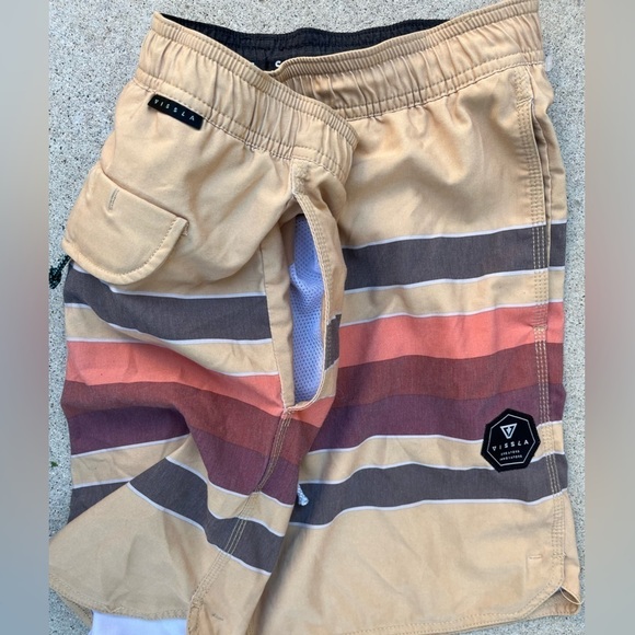 Men's Vissla Board Shorts Multicolor Colorblock M Striped Beach Surf Swim Sun - Picture 6 of 11